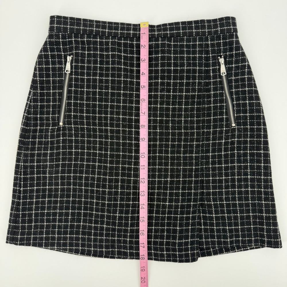 Banana Republic Black and White Wool Blend‎ Plaid Mini Skirt - Picture 10 of 11